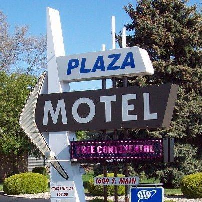 Plaza Motel Bryan Buitenkant foto